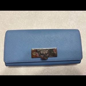 Michael Kors Authentic Wallet